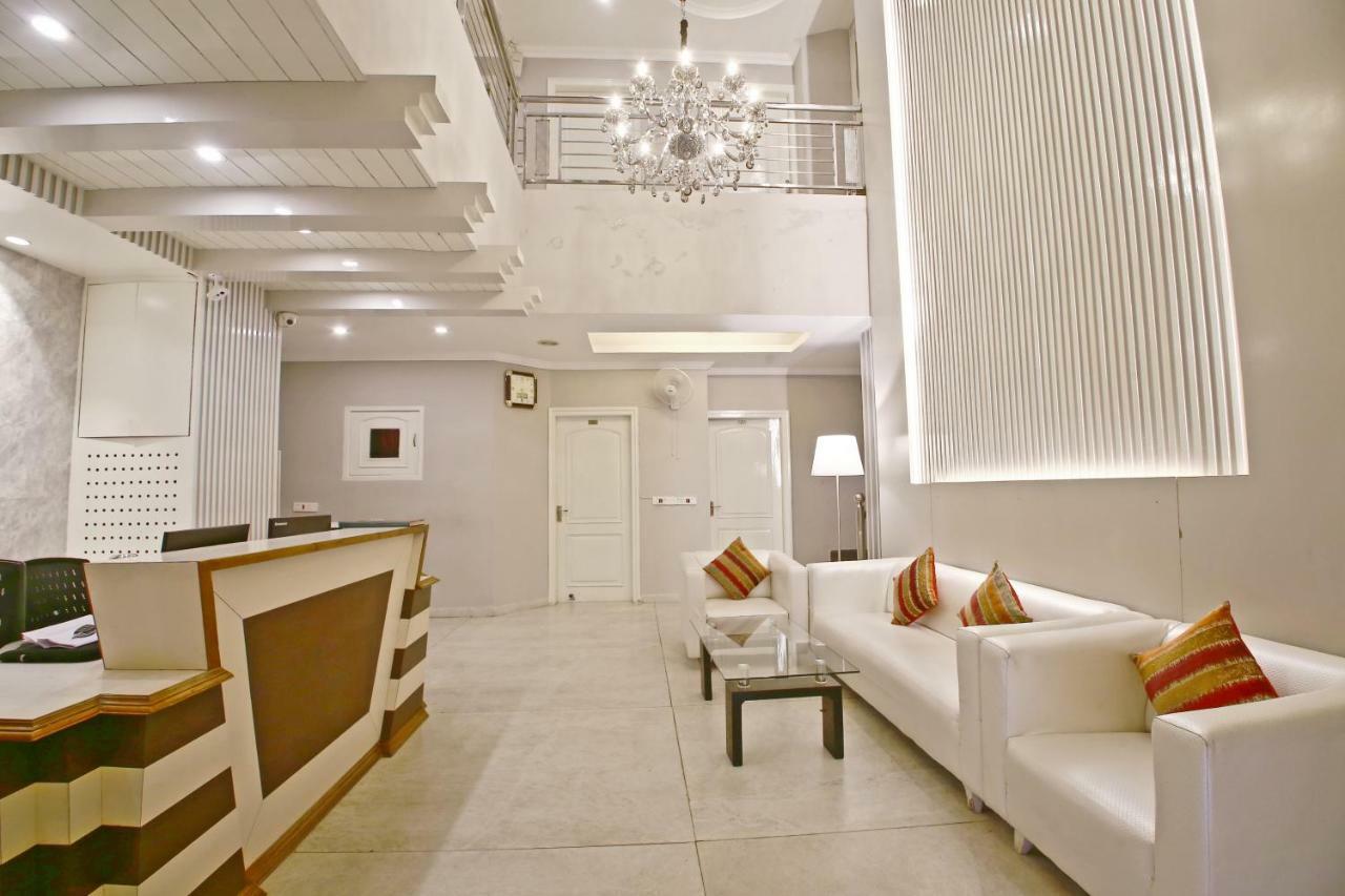 Hotel Diamond Plaza Chandīgarh Εξωτερικό φωτογραφία