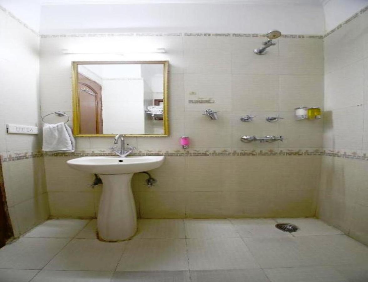 Hotel Diamond Plaza Chandīgarh Εξωτερικό φωτογραφία